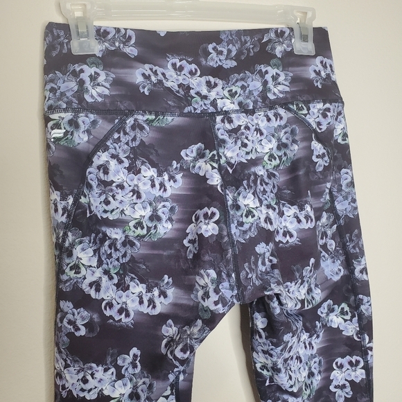 Fabletics Powerhold Define Floral High Rise Leggings - Picture 5 of 9